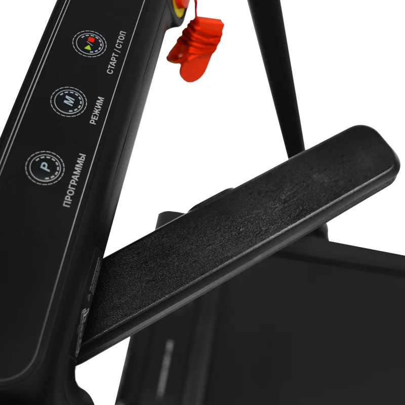 складные поручни под консолью 