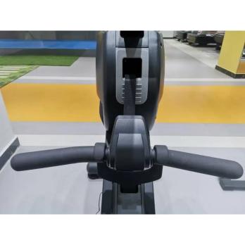 Гребной тренажер Insight Fitness F600